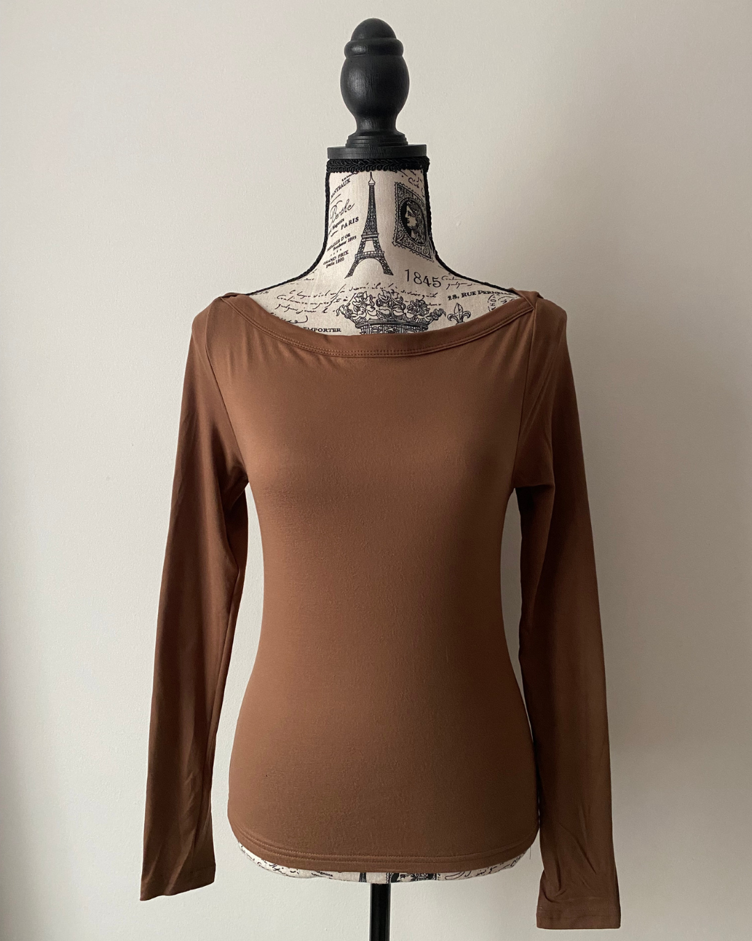Camiseta cuello bote